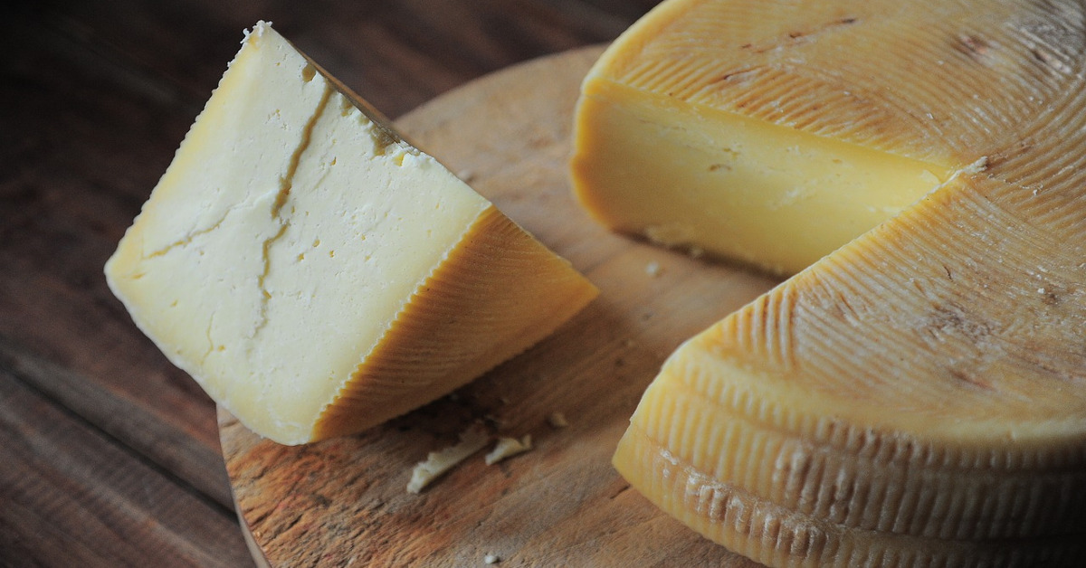 Mangiare formaggio non fa ingrassare, né aumenta il colesterolo: lo studio