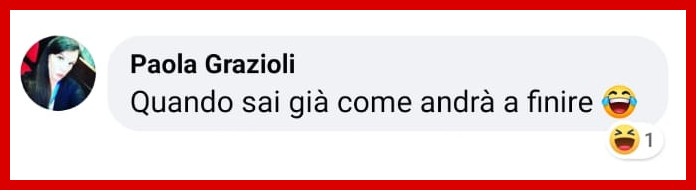 Abito da sposa diventa virale online per via di un'insolita decorazione floreale