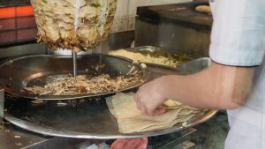 Kebab con cipolla e rutti