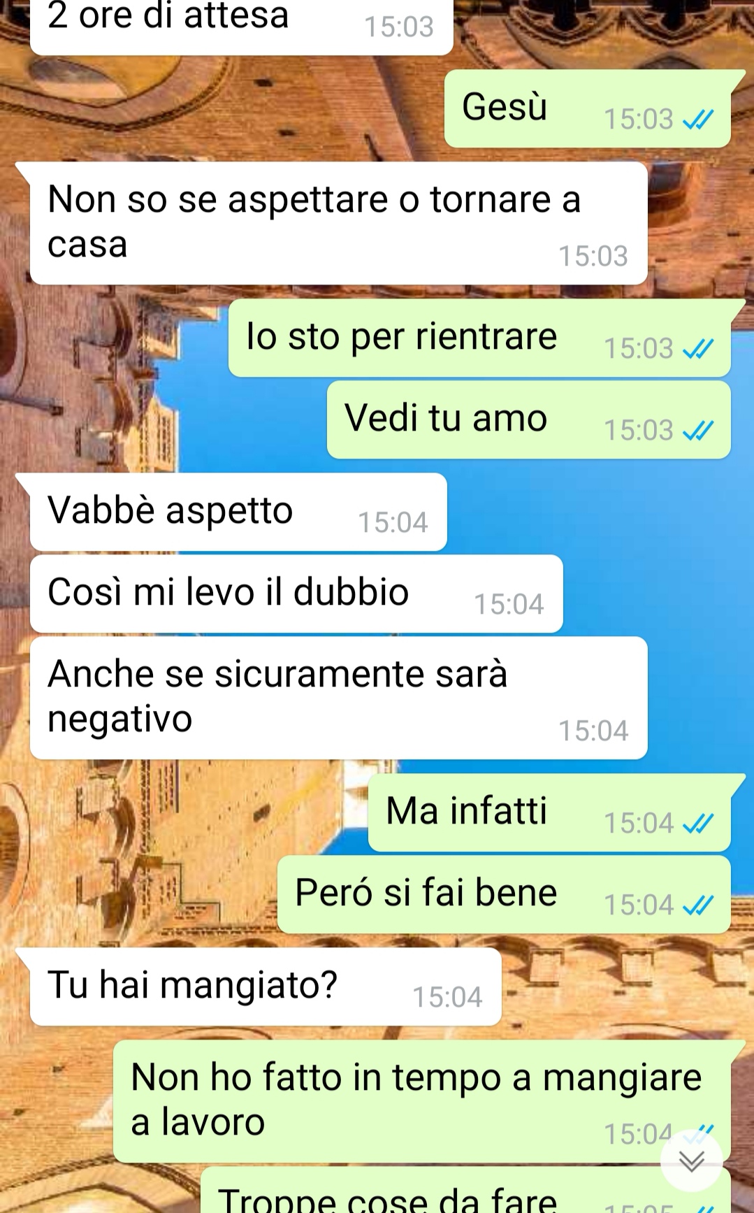 ragazza distratta