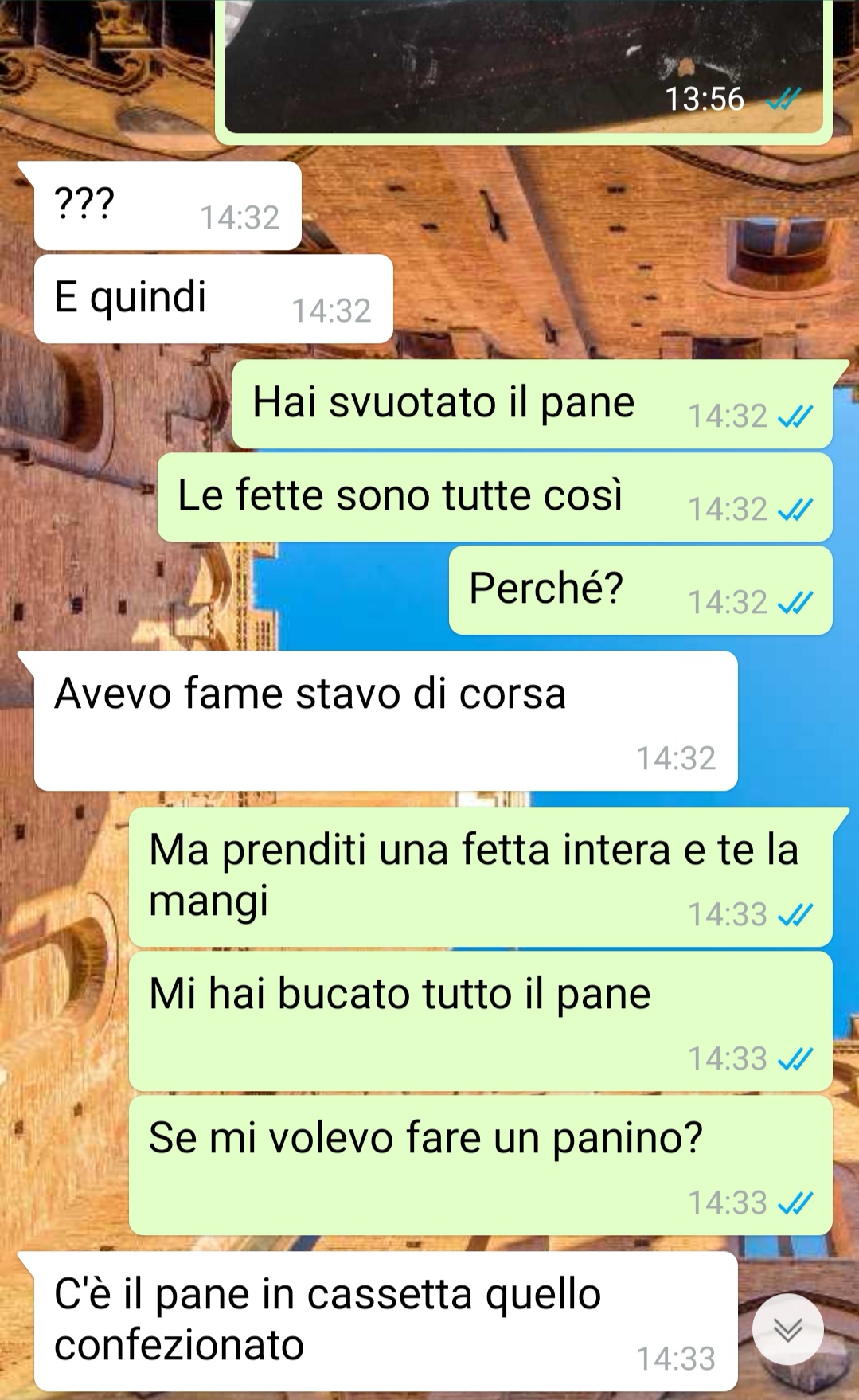 Una ragazza distratta