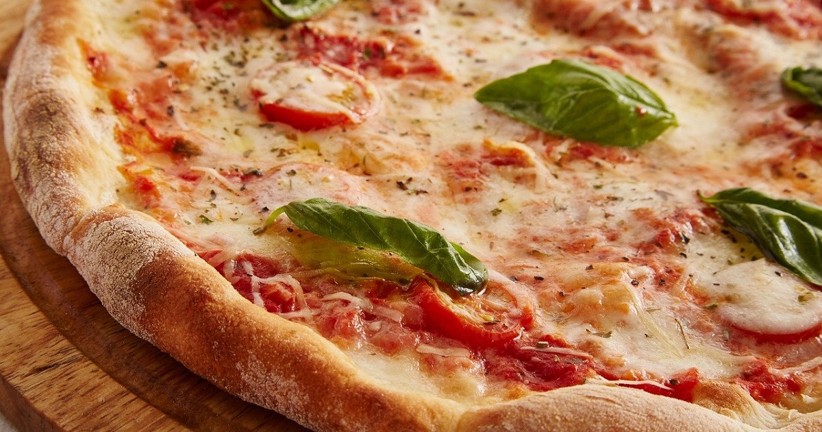 Mangiare pizza ci rende più produttivi: lo studio