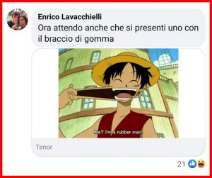 No-Vax si presenta per il vaccino con un braccio finto per ricevere il Green Pass