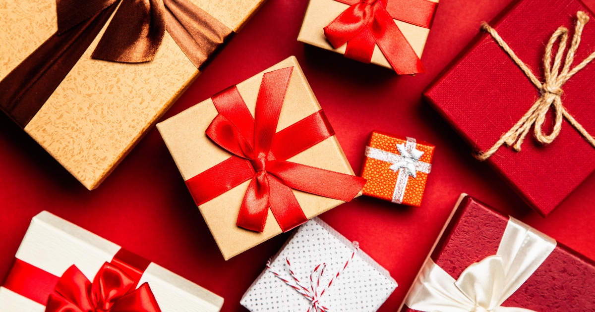 Crea un Power Point con un’infinita lista dei regali di Natale che vorrebbe ricevere