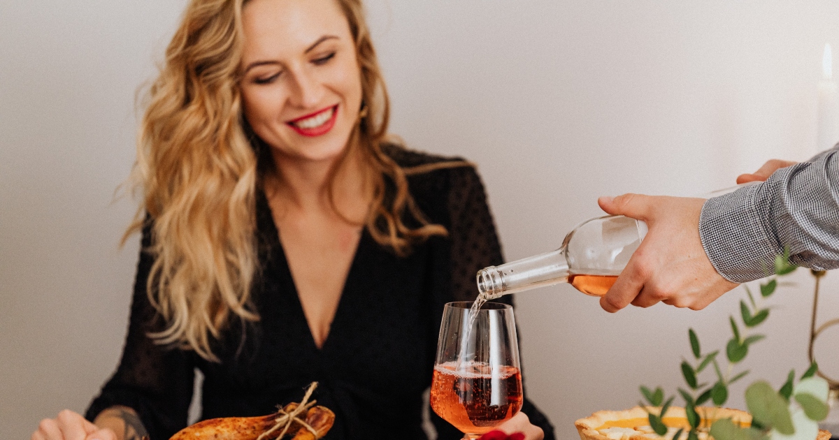 Mangi dopo le 21:00? Ecco cosa succede tuo corpo