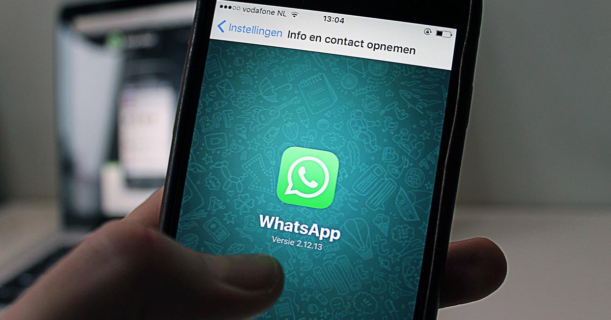 Abbandona un gruppo WhatsApp con una motivazione insolita: il messaggio è virale