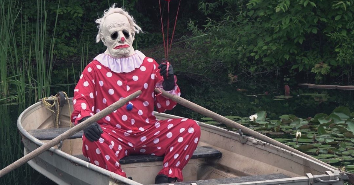 Wrinkles: il clown horror pagato dai genitori per farsi obbedire dai figli