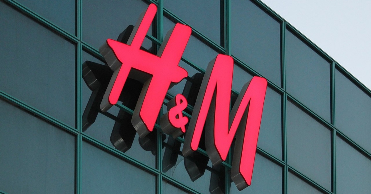 Ex lavoratrice H&M: “Ecco perché non trovate mai la vostra taglia in negozio”