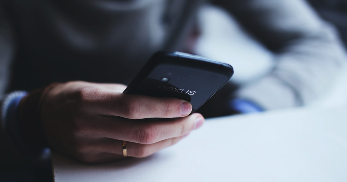 Tenere il telefono in modalità silenziosa ti arreca stress? Potresti soffrire di questo disturbo