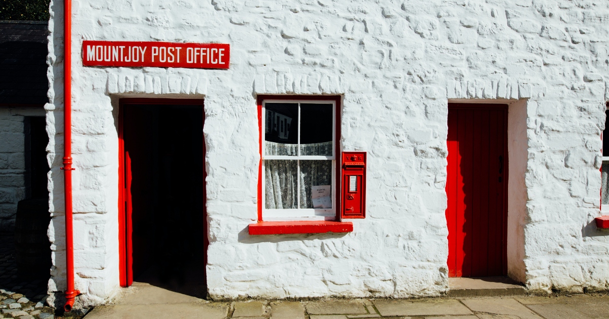 Ufficio postale fa pagare agli utenti 12 euro se sono “Scontrosi, irritabili o maleducati”