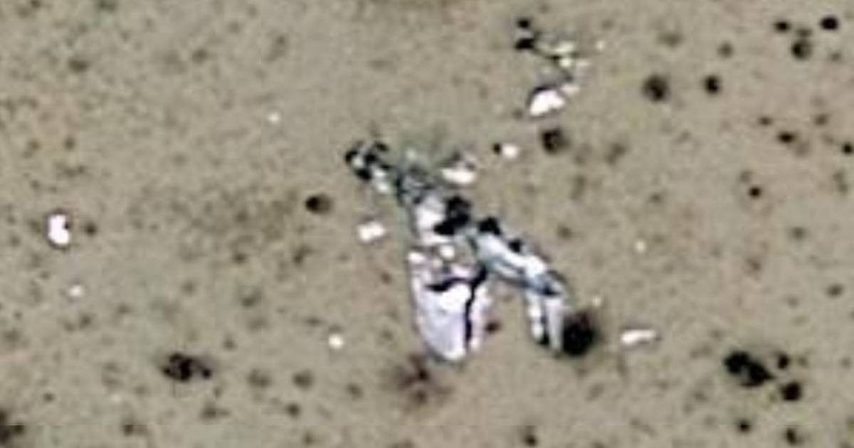 Misteriosi rottami di un aereo precipitato nella Death Valley avvistati dagli utenti di Google Maps
