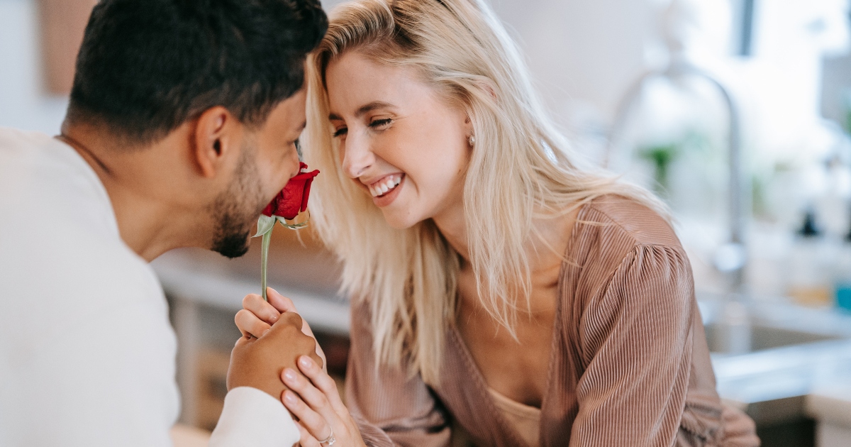 Sensitivo delle celebrità: “Vi svelo i segnali che mostrano che il vostro partner non è più innamorato”