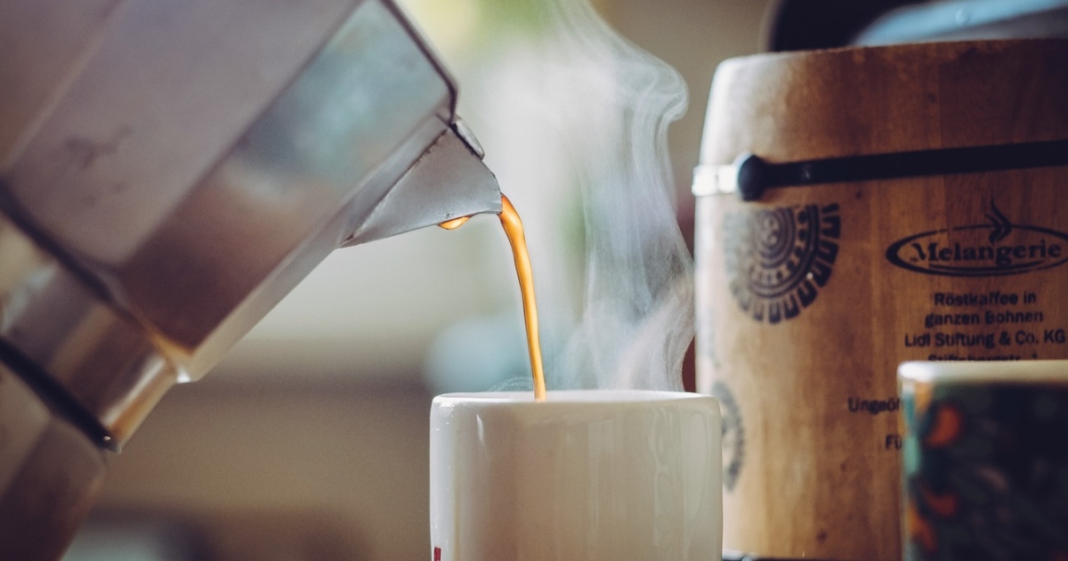Caffè: un consumo regolare “sveglia” il cervello, secondo gli esperti