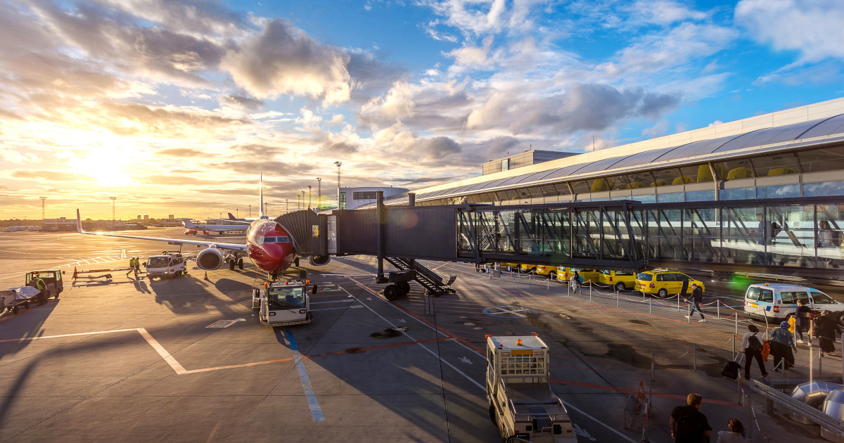 Vanno in vacanza ma non possono tornare: l’aeroporto è stato chiuso per sempre