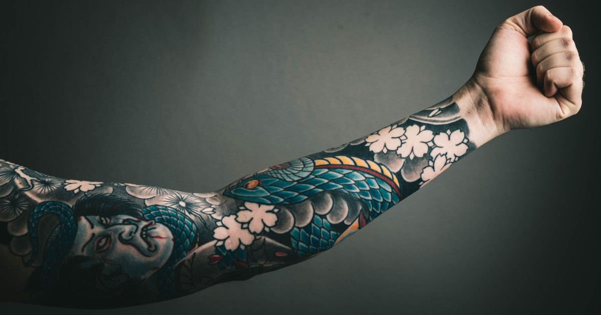 Un’azienda è specializzata nella raccolta e conservazione dei tatuaggi delle persone dopo la morte [+FOTO]