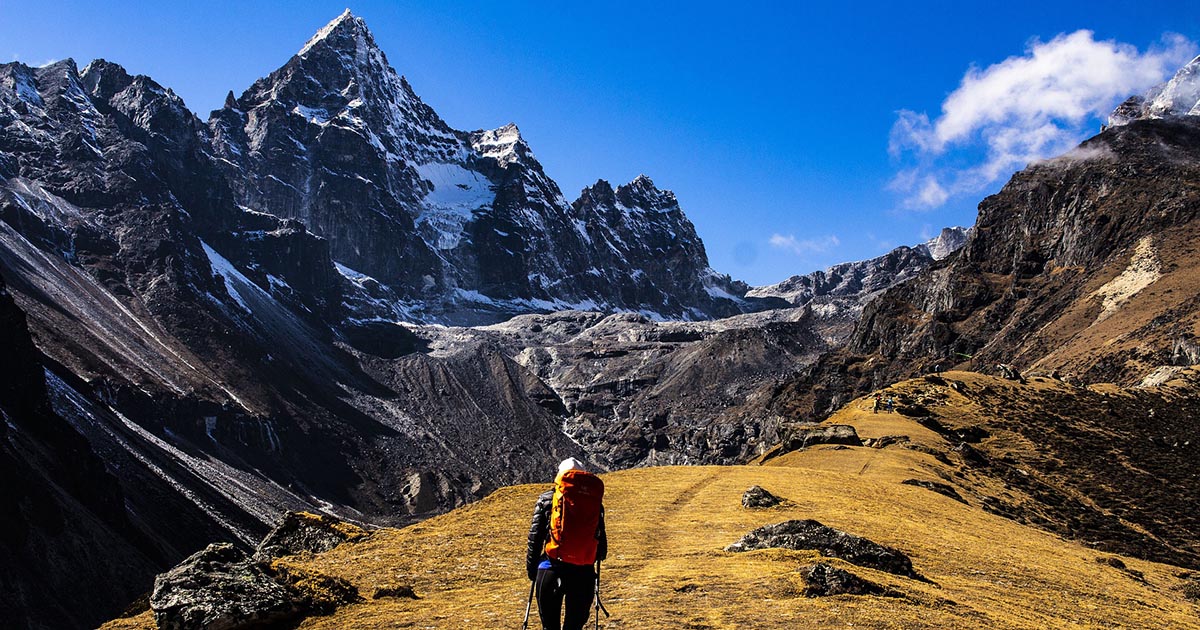 Cosa succede al corpo quando sull’Everest si attraversa la “zona della morte”