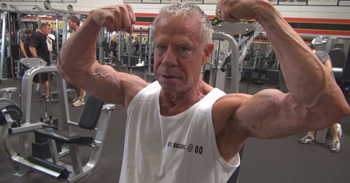 Questo novantenne è il bodybuilder uomo più anziano del mondo [+VIDEO]