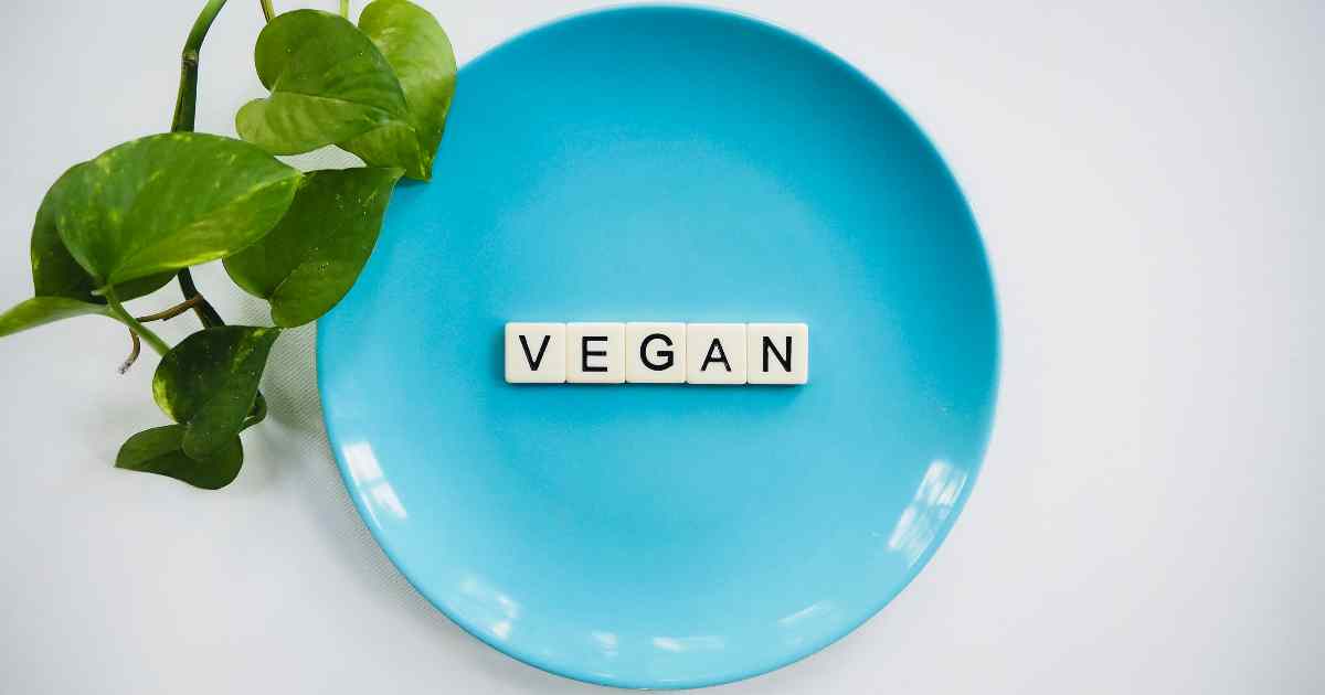 Vegana accusa un ristorante di carne: “Si sono rifiutati di servirmi”