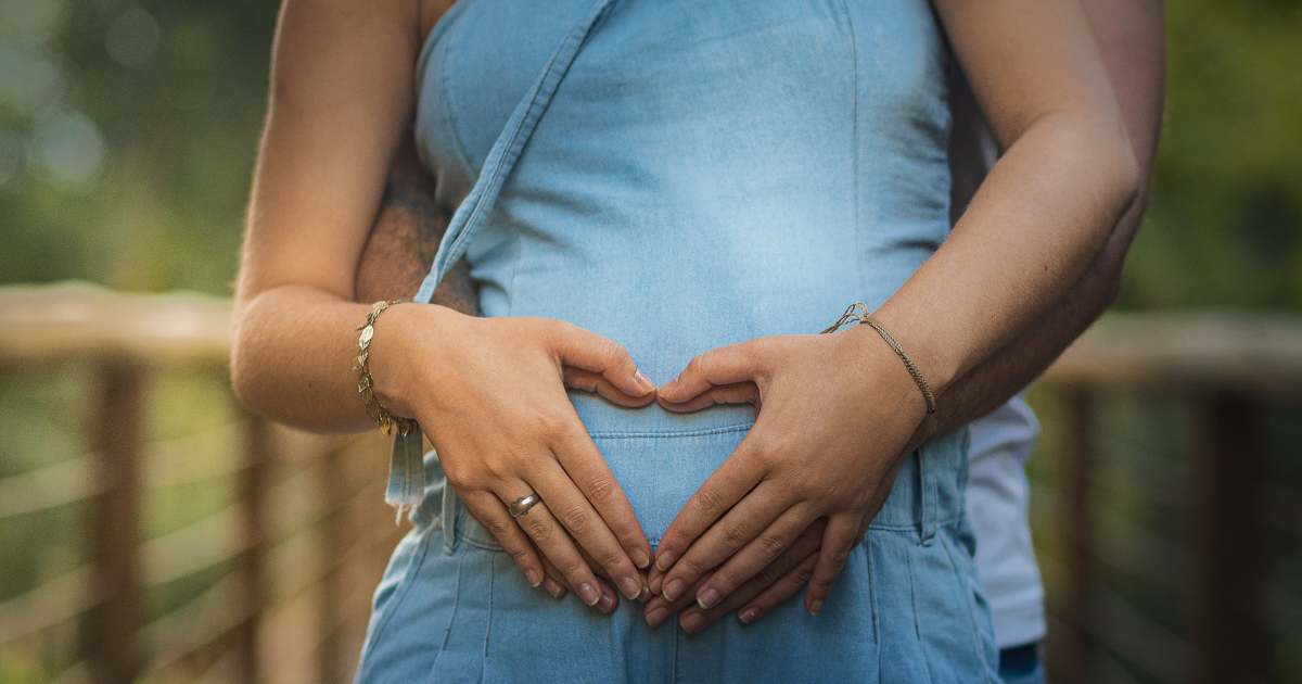 Rimane incinta dopo la vasectomia del marito: dottore obbligato a mantenere la figlia fino ai 18 anni