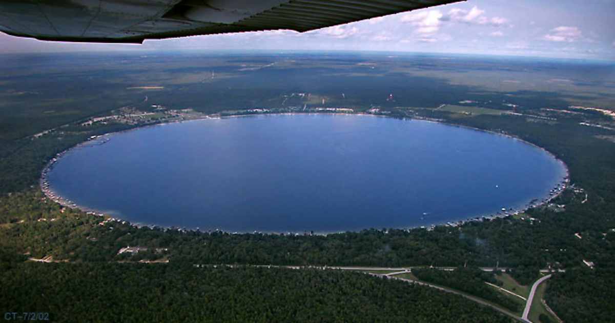 Kingsley Lake: il lago più circolare del mondo
