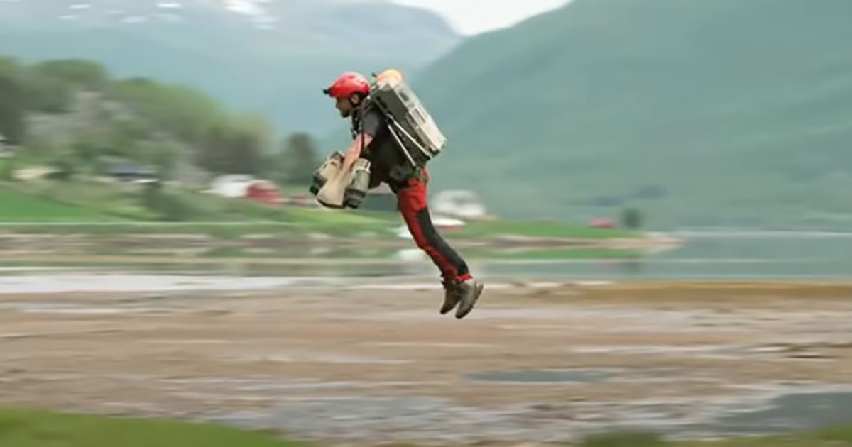 Inventore testa una tuta volante sulle montagne norvegesi [+VIDEO]
