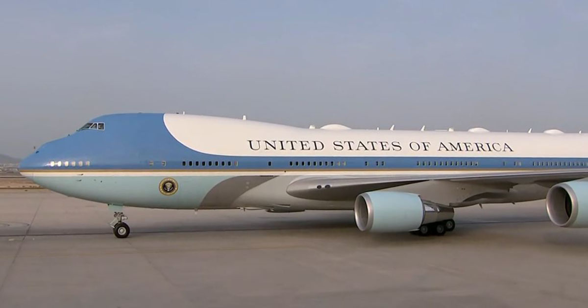 L’Air Force One è decollato più volte di quante è atterrato. Com’è possibile?