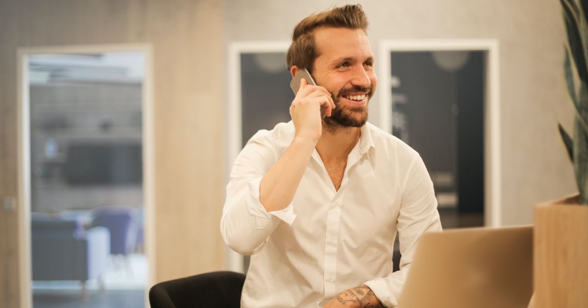 Il lavoro in smart working stressa di più i papà: lo studio