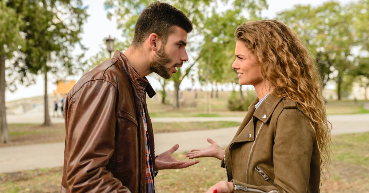“Ho scoperto che mio marito spacciava mia sorella per sua moglie”