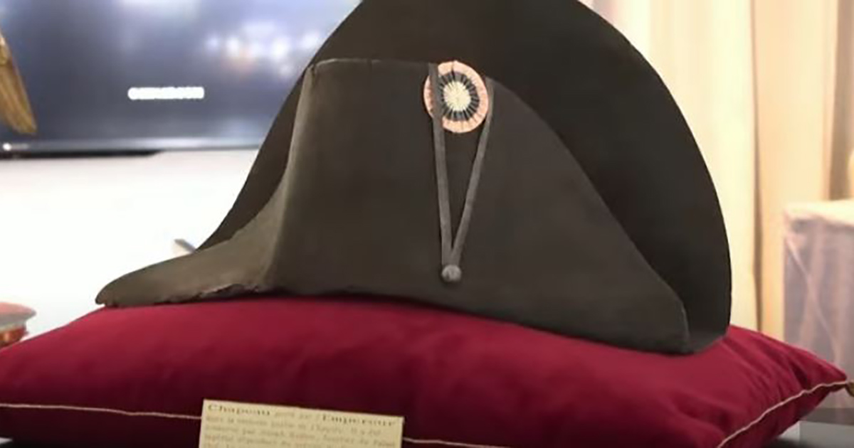 Un cappello portato da Napoleone è stato venduto a 1,93 milioni di euro [+VIDEO]