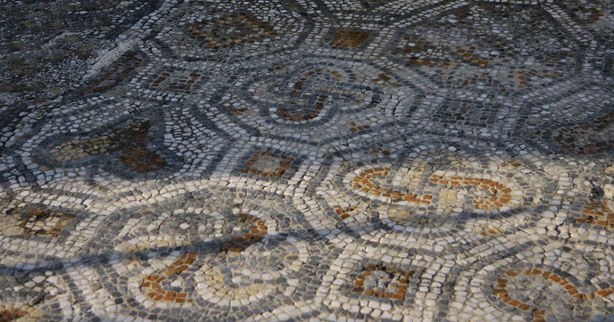 Un mosaico romano trovato durante uno scavo archeologico in Turchia