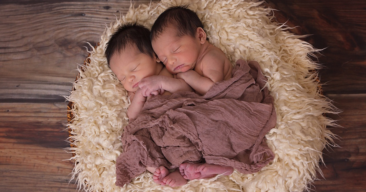 Due gemelli sono nati in due anni diversi