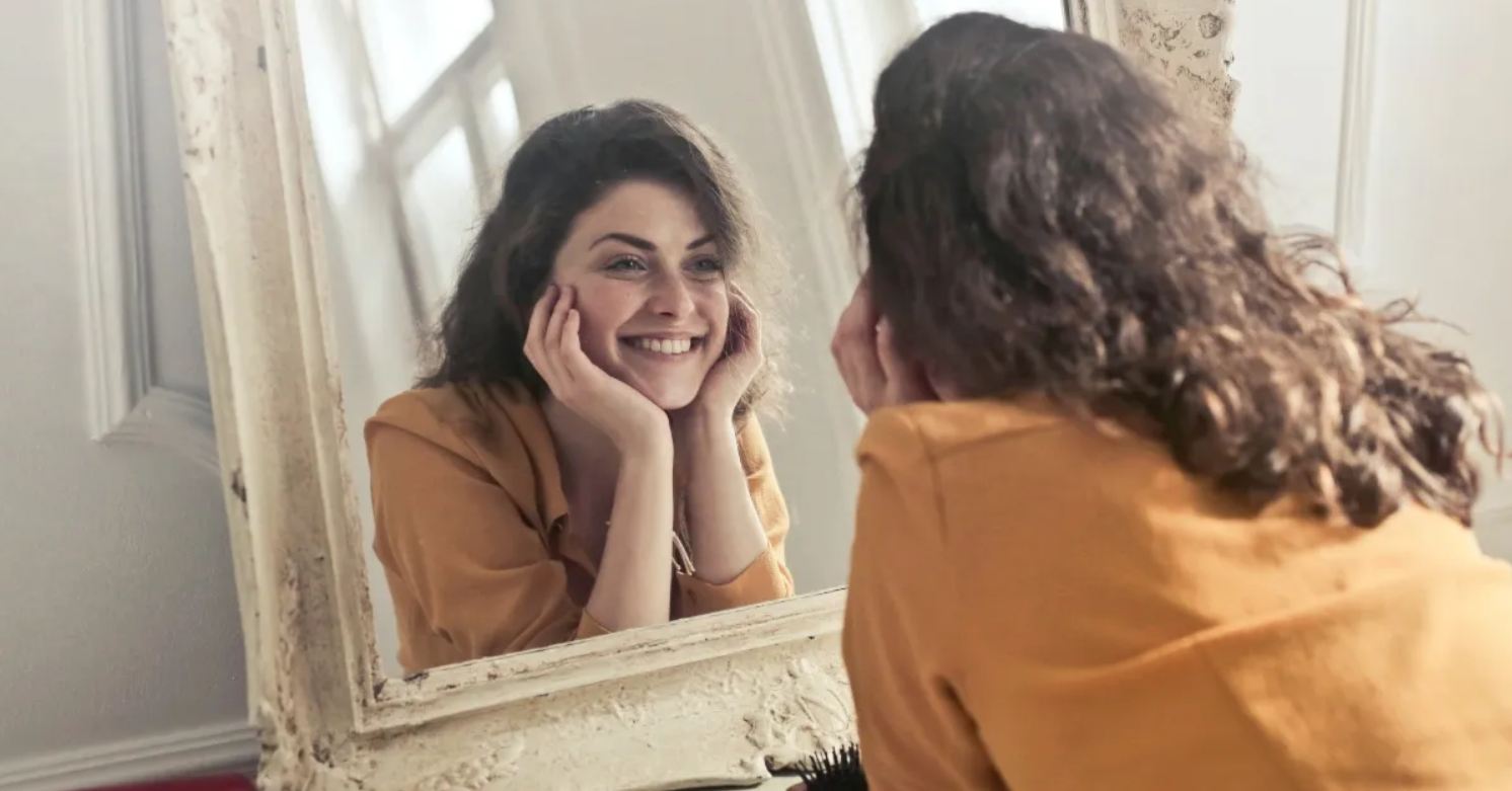 Sceglie di restare single per sei mesi: “L’esperienza più bella della mia vita”