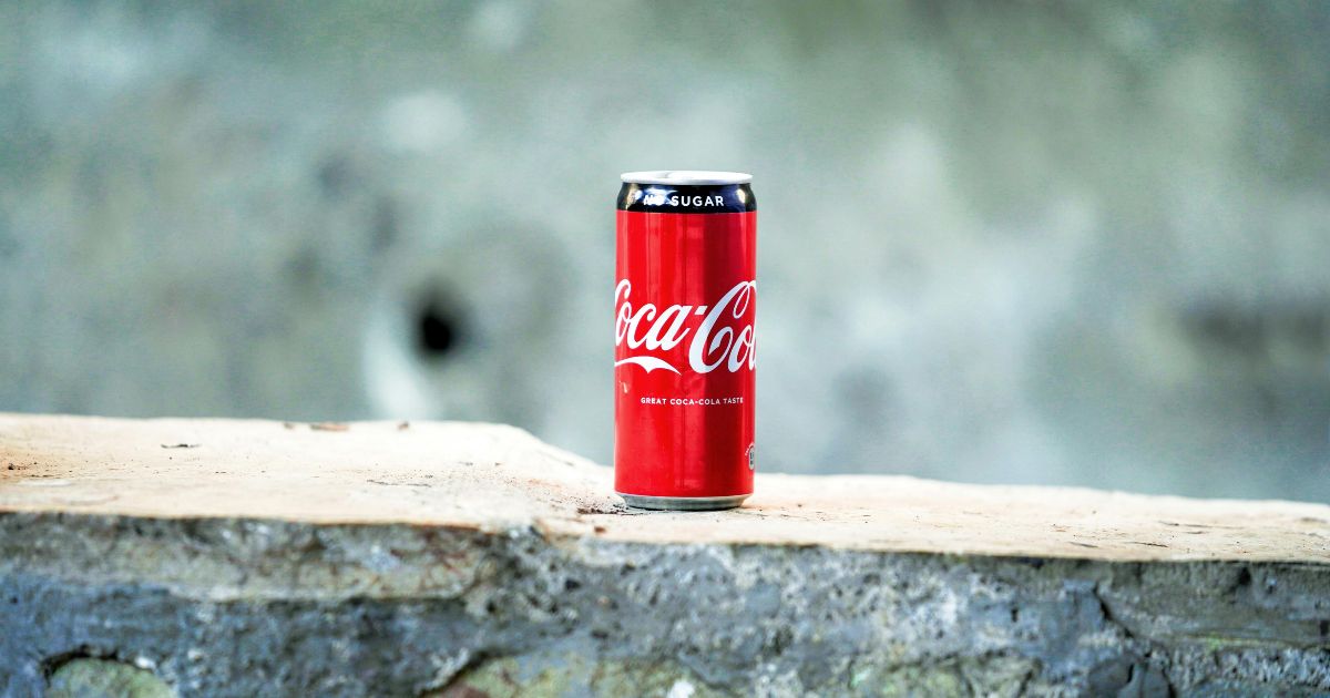 Afferma di aver bevuto solo Coca-Cola negli ultimi 50 anni