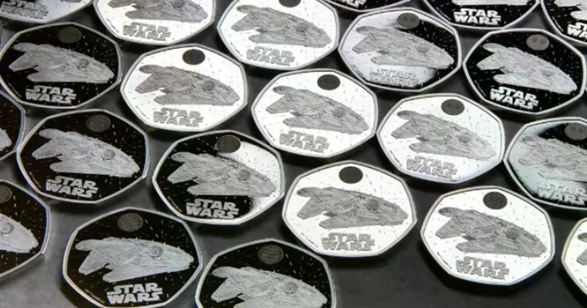 La Zecca britannica ha coniato una nuova moneta a tema Star Wars [+FOTO]