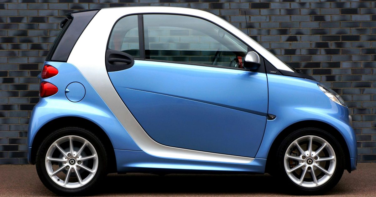 La Smart va fuori produzione: è la fine di un’era (e dei parcheggi selvaggi)