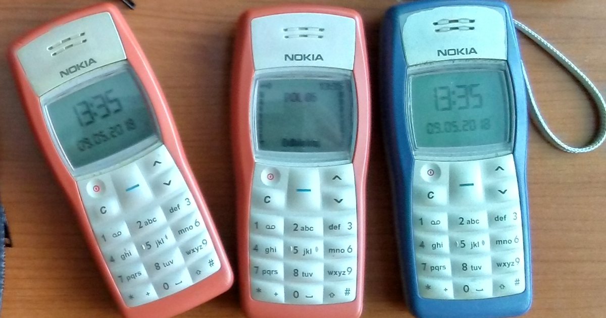Questi sono i cellulari più venduti di sempre (e in testa c’è ovviamente il memorabile Nokia 1100)