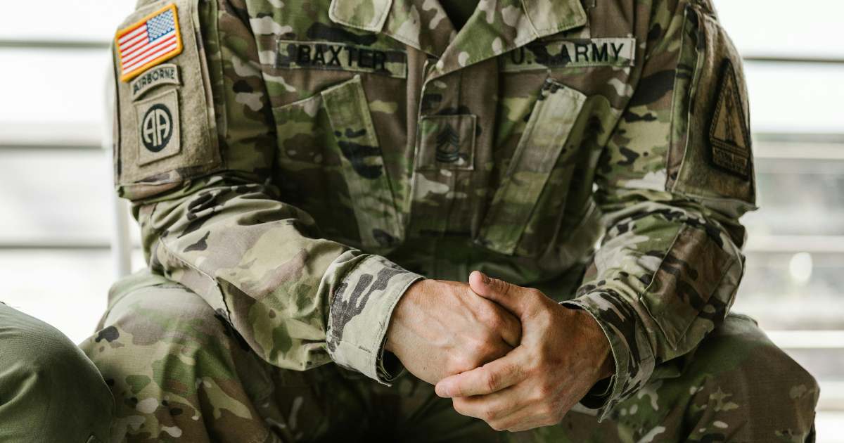 Ingrassa intenzionalmente per evitare il servizio militare: arrestato