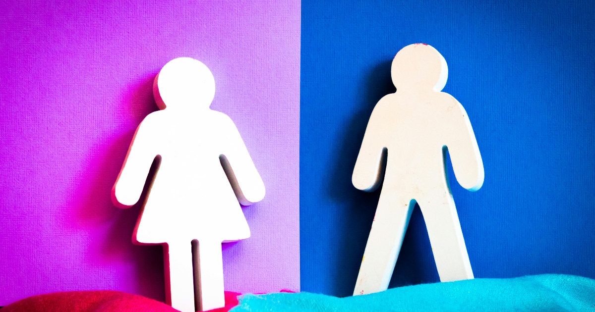 Le donne maturano molto prima degli uomini: lo studio