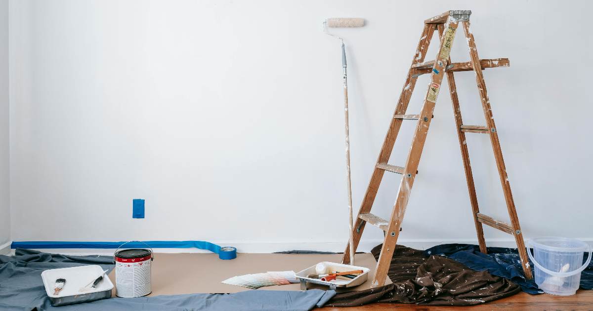 La vernice che fa “sudare” la casa: il fresco che non ti aspetti