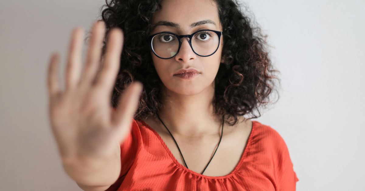 Dire di no senza sensi di colpa: l’arte che tutti dovremmo imparare