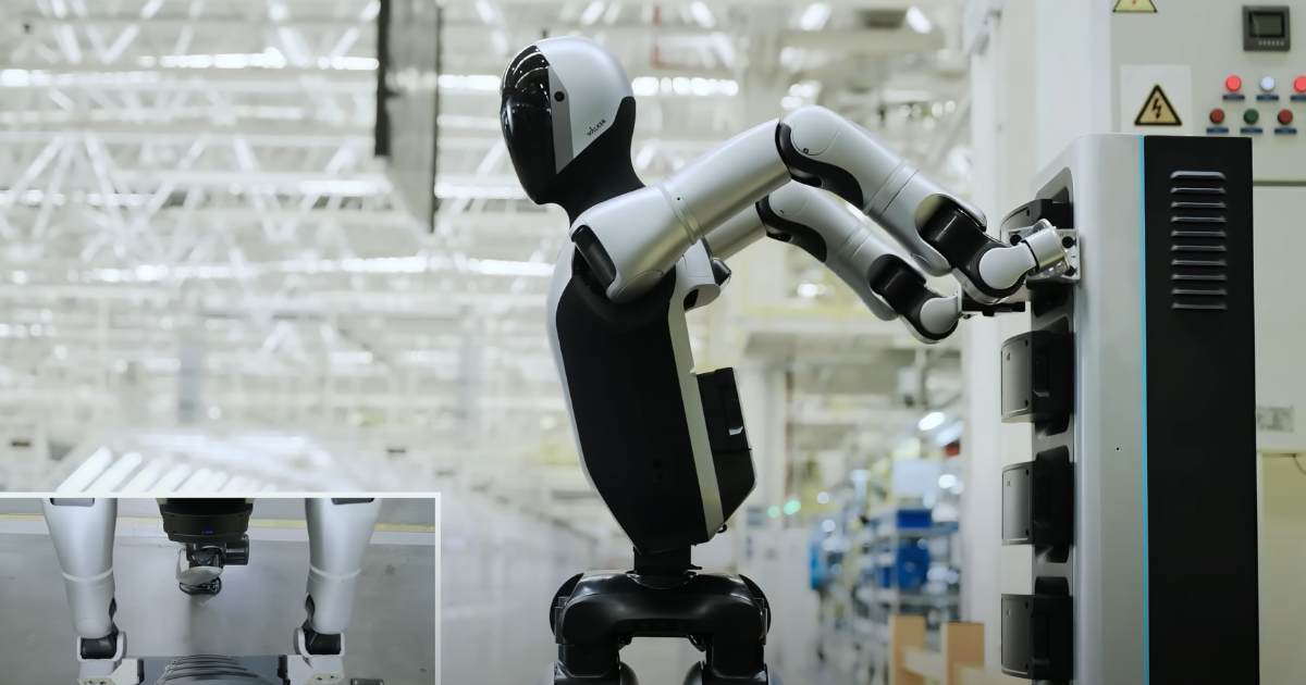 Walker S2: il robot instancabile che lavora 24 ore su 24 e si cambia le batterie da solo