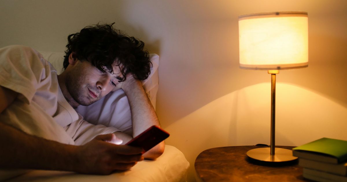 Goodnight Bro: la terapia di gruppo che non sapevi di volere su TikTok (ma che fa benissimo)