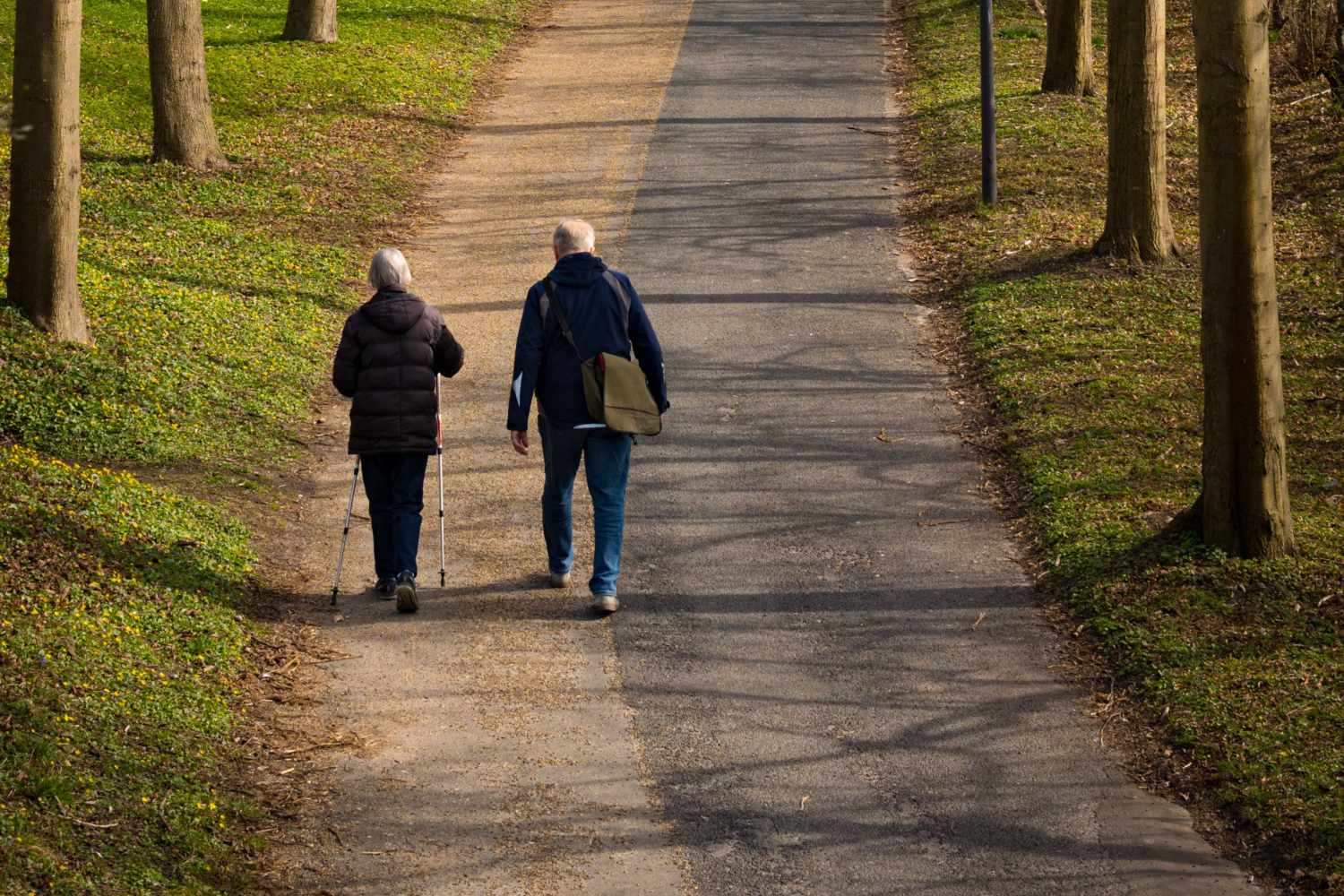 Camminare veloci a 80 anni: il segreto dei Super Movers contro il declino cognitivo